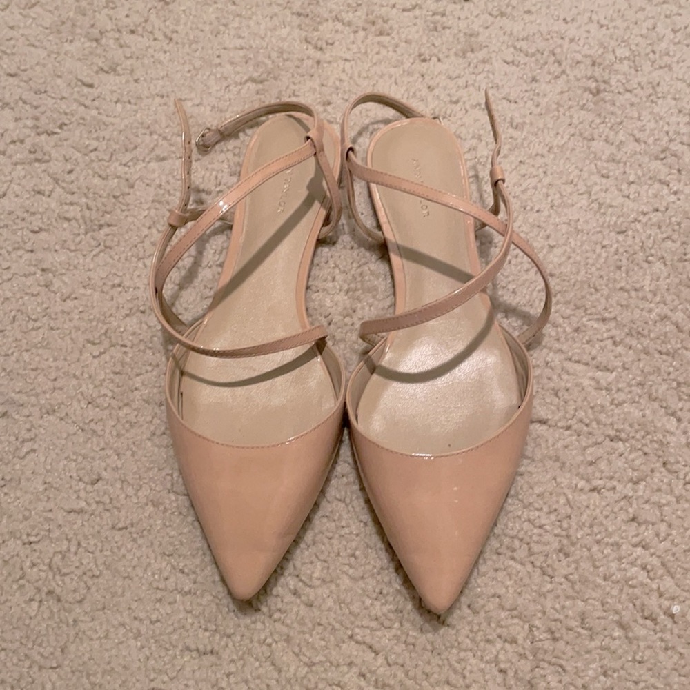 Ann Taylor patent leather pointed flats with strap